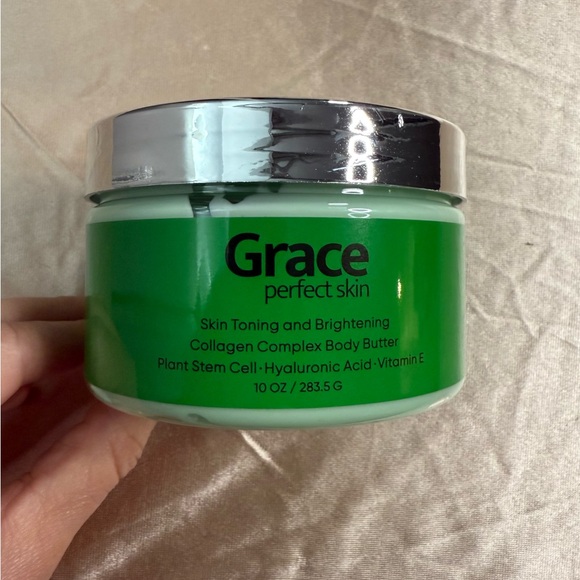 Grace Collagen Complex Salt Scrub and Body Butter - Picture 2 of 7